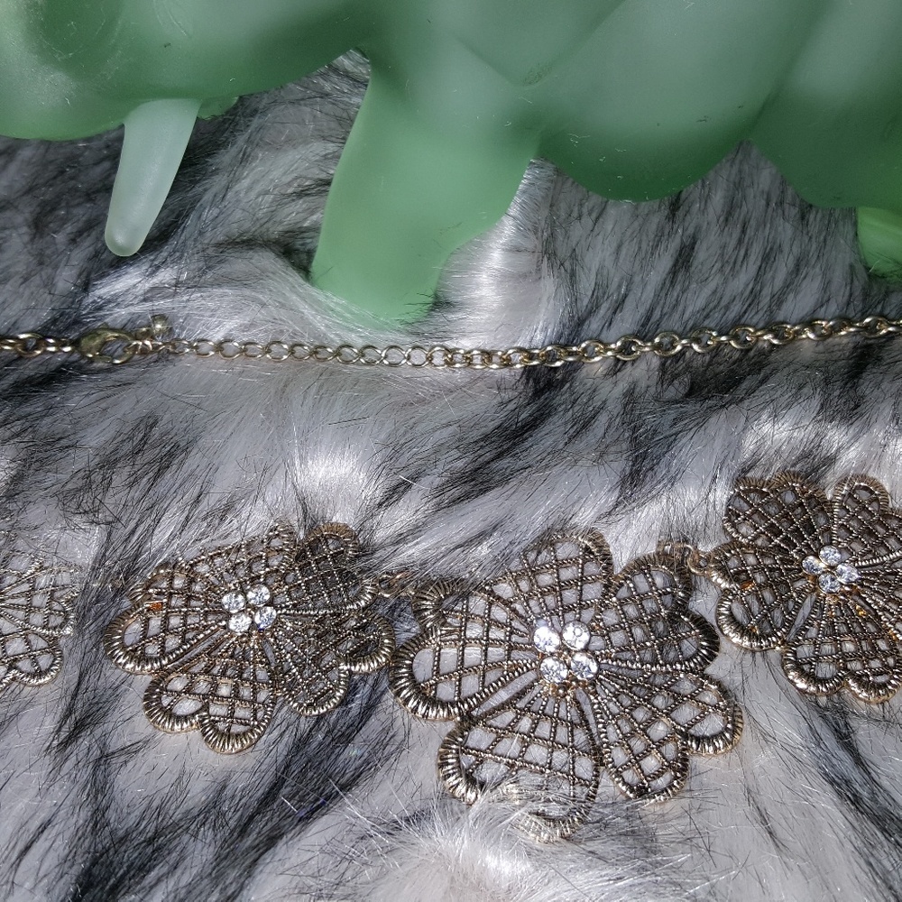 Necklace - Picture 4 of 4